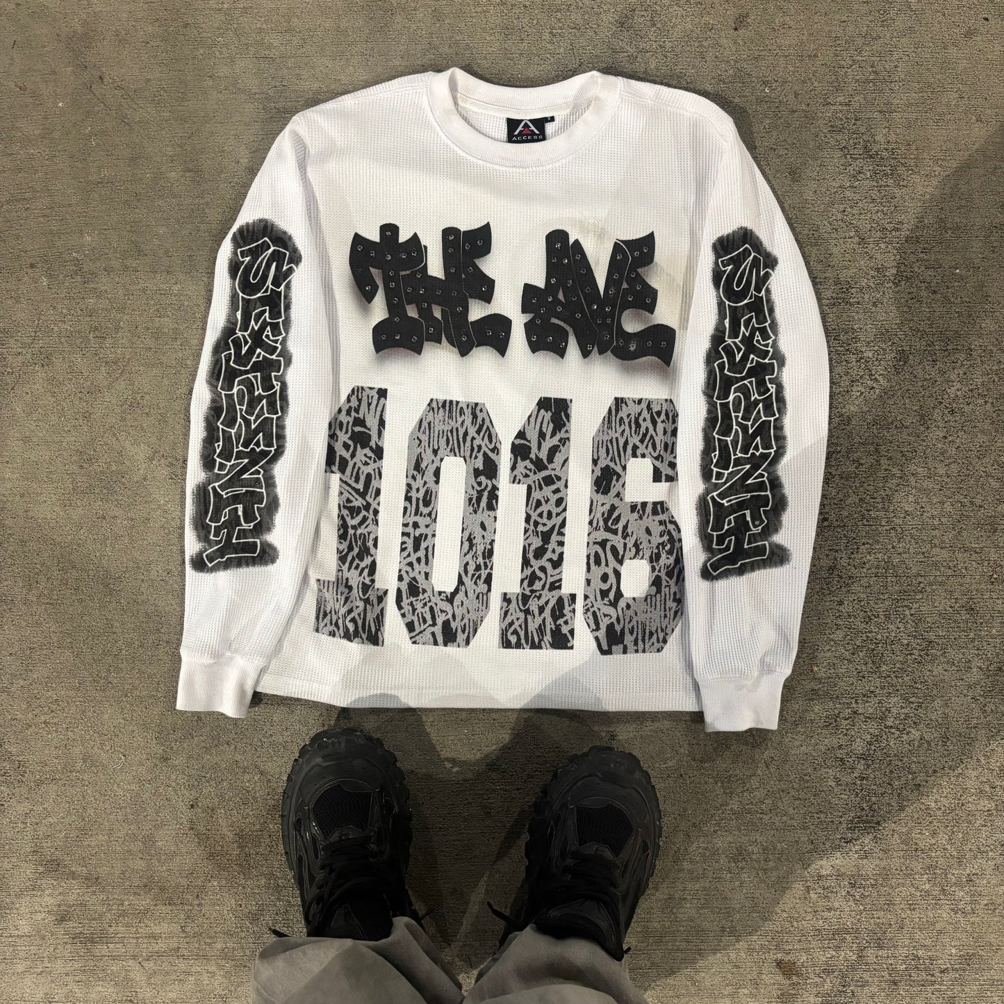 16TH "RHINESTONE GRAFFITI" LONGSLEEVE THERMAL