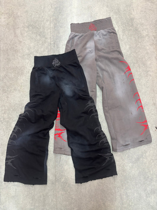 16TH "STREETFIGHT" HEEL DRAG SWEATPANTS